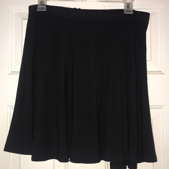 EXCELLENT CONDITION MICHAEL KORS SKIRTS - Picture 2 of 2